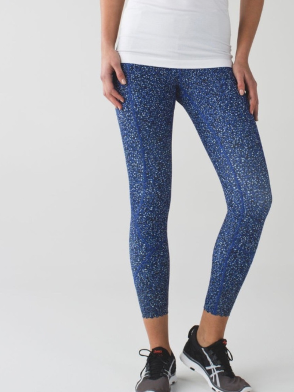 Lululemon Tight Stuff Tight